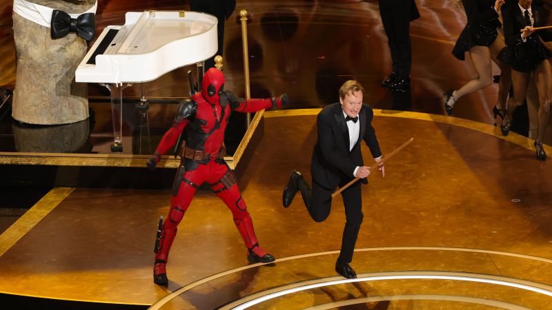 Yes, that was Ryan Reynolds dancing in the Deadpool suit at the Academy Awards