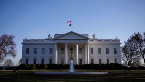 La Casa Blanca vista desde el Jardín Norte el 9 de marzo de 2025 en Washington.