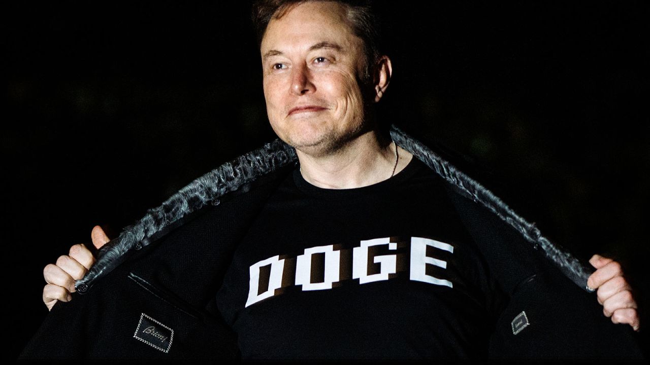 Elon Musk walks from the South Lawn to the White House on March 9, 2025, in Washington, DC.