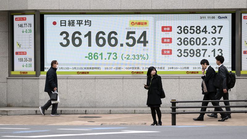 Asian stocks slump amid US recession fears