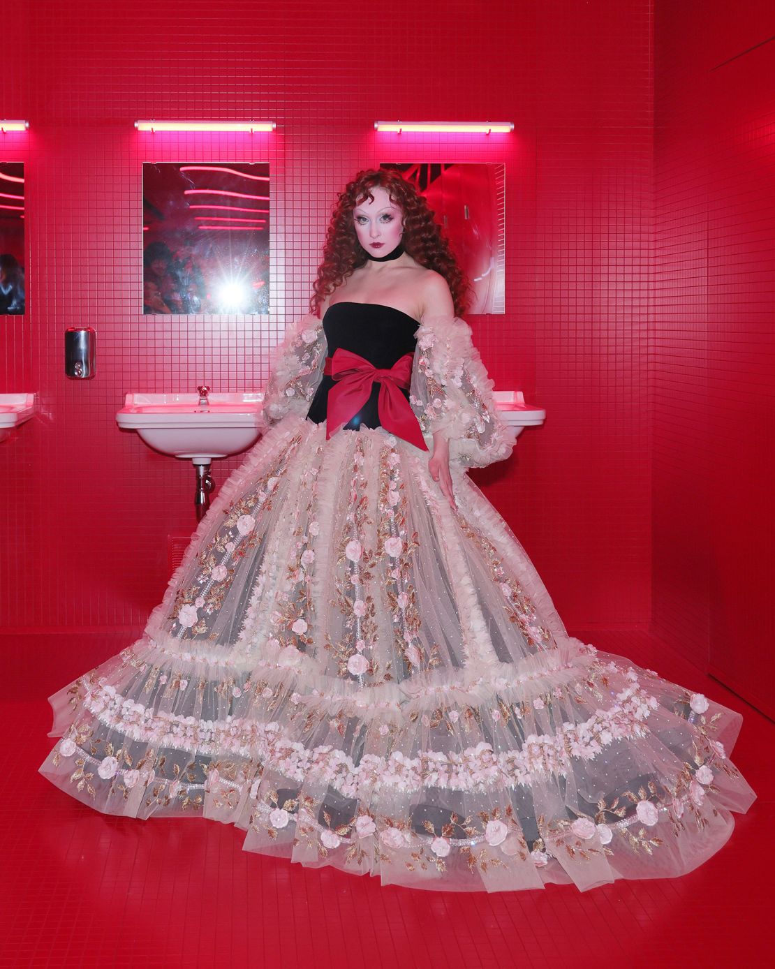 Pop singer Chappell Roan was among several high-profile guests to strike a pose in front of a row of sinks.