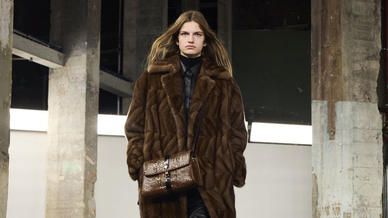 Vogue publisher Condé Nast stops showing fur in all editorial and advertising Vogue publisher Condé Nast stops showing fur in all editorial and advertising
