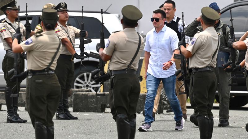 Ecuador’s president invites foreign armies to fight gangs in the country