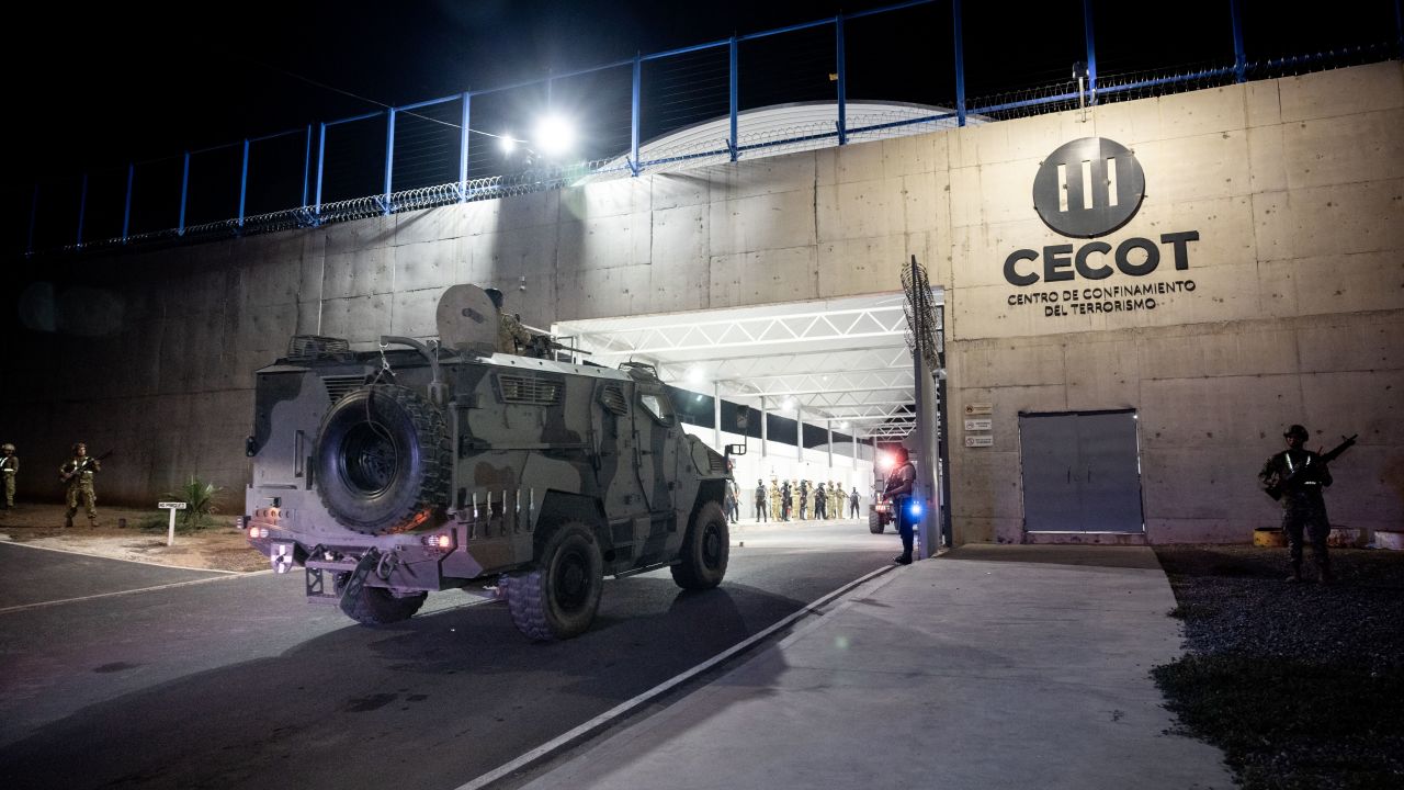TECOLUCA, EL SALVADOR - MARCH 16: In this handout photo provided by the Salvadoran government,  of the Salvadoran army stand guard at the gates of the Terrorism Confinement Center (CECOT) at CECOT on March 16, 2025 in Tecoluca, El Salvador. Trump's istration deported 238 alleged  of the Venezuelan criminal organizations 'Tren De Aragua' and Mara Salvatrucha with only 23 being  of the Mara. Nayib Bukele president of El Salvador announced that his government will receive the alleged  of the gang to be taken to CECOT. On February of 2023 El Salvador inaugurated Latin America's largest prison as part of President Nayib Bukele's plan to fight gangs. (Photo by Salvadoran Government via Getty Images)