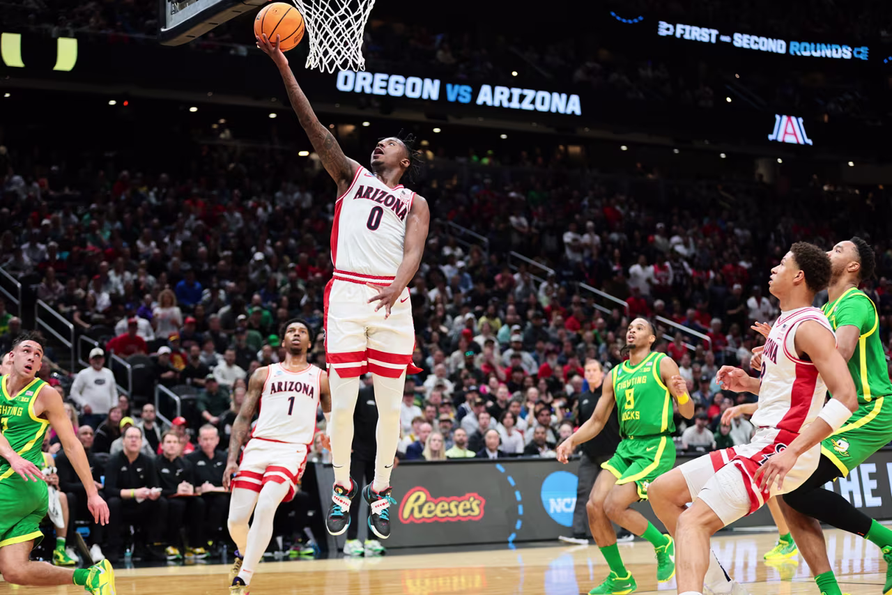 Jaden Bradley #0 of the Arizona Wildcats shoots a lay up during the 2025 NCAA Men's Basketball Tournament in Seattle, Washington on Sunday.
