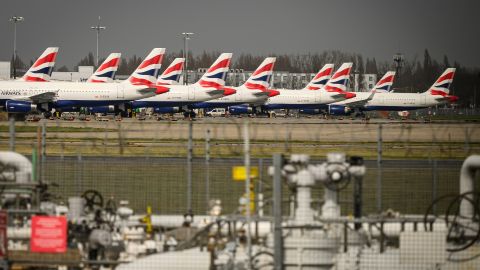 Experts say the travel disruption caused by the Heathrow shutdown could last for several days.