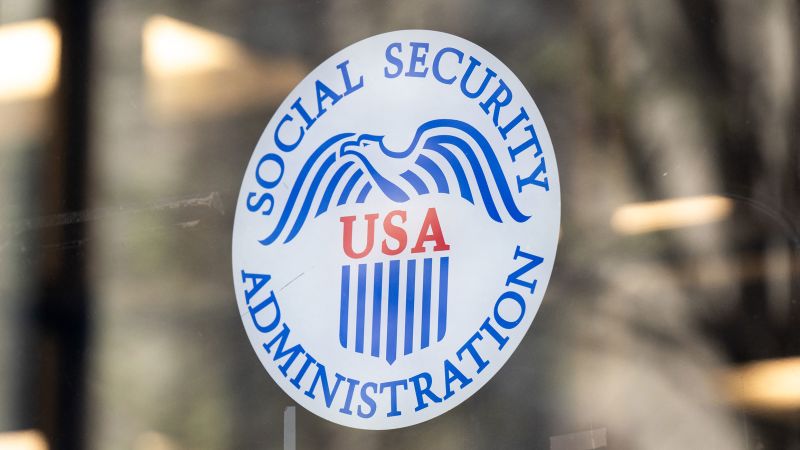 https://media.cnn.com/api/v1/images/stellar/prod/gettyimages-2206443236-20250510042430901.jpg?c=16x9&q=w_800,c_fill