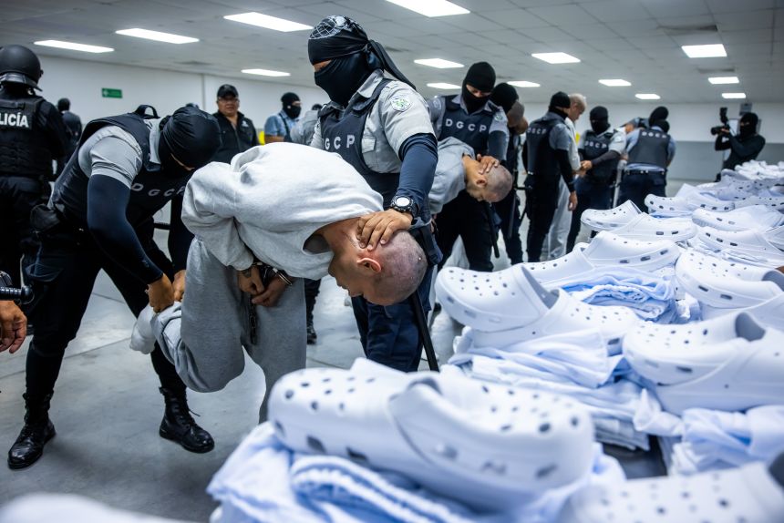 Alien deported to El Salvador by the United States on March 31, 2025 in San Salvador.