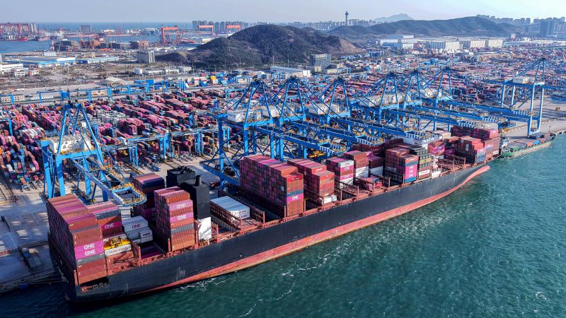 Американските акции трябваше да се потопят в петък след като