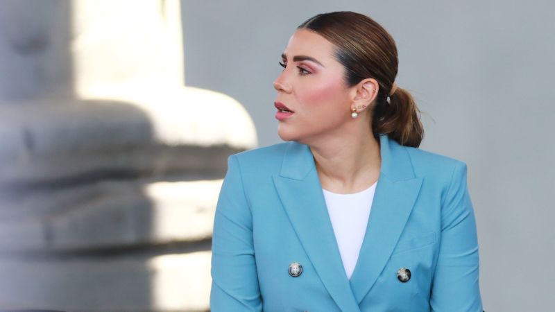 Baja California: Governor of Mexican state says the US withdrew tourist visas from her and her husband