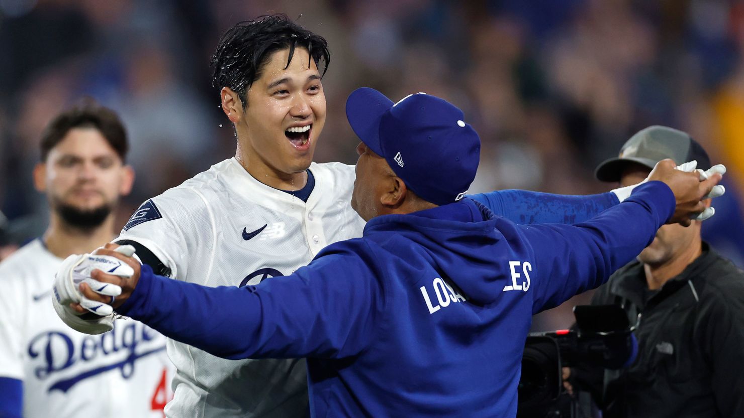 Shohei Ohtani celebrates after blasting a solo walk-off home run to give the Los Angeles Dodgers a 6-5 win over the Atlanta Braves.
