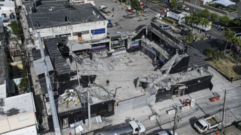 This aerial view shows the cleaned area of the roof collapse at the Jet Set nightclub in Santo Domingo on April 10, 2025. The death toll in the collapse has reached 218, security forces reported, as they concentrate on finding the last bodies in the area of the tragedy. More than 500 people were injured in the incident. (Photo by MARTIN BERNETTI / AFP) (Photo by MARTIN BERNETTI/AFP via Getty Images)