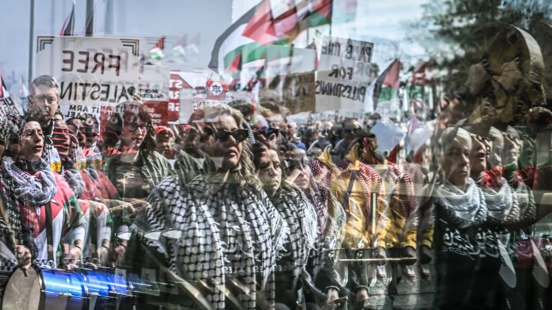 A viable Palestinian state remains far off, despite growing international clamor