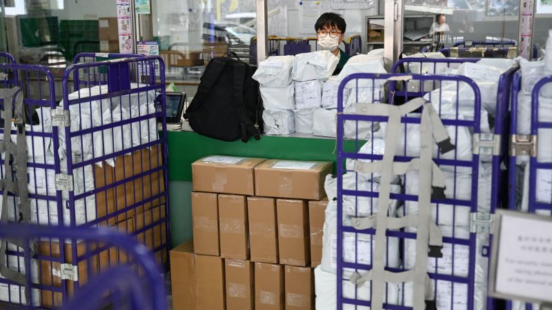 🏭 FACORY: "Sospensione delle spedizioni postali internazionali verso gli Stati Uniti dopo la scadenza dell'esenzione sui dazi"