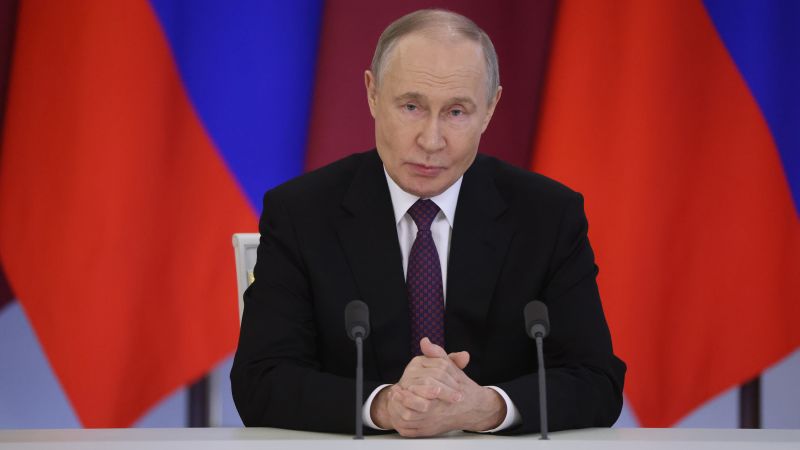 Руският президент Владимир Путин обяви кратко великденско примирие във войната