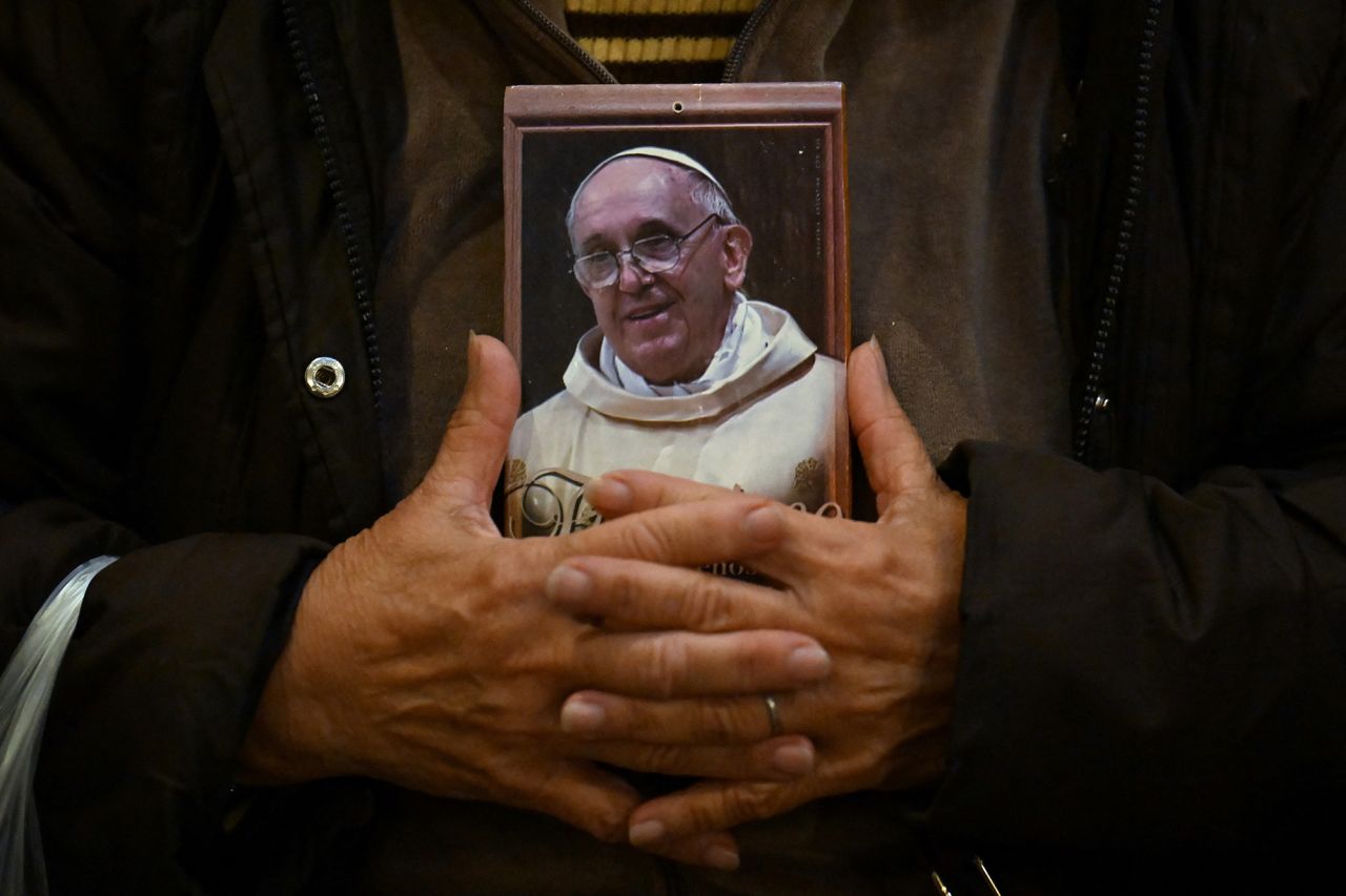 Pope Francis dies at 88 - news and tributes | CNN