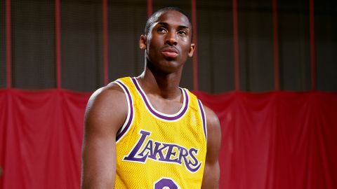 The jersey worn by Kobe Bryant during his rookie Los Angeles Lakers season in 1996-97 sold for a record price at auction.
