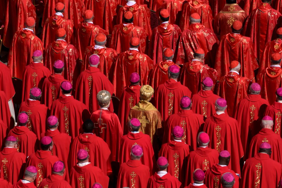 del clero en el funeral del papa Francisco en Roma, el 26 de abril de 2025.