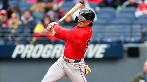 Boston Red Sox left fielder Jarren Duran (16) singles to drive in a run during the second inning of game 2 of the Major League Baseball doubleheader between the Boston Red Sox and Cleveland Guardians on April 26, 2025, at Progressive Field in Cleveland, OH.