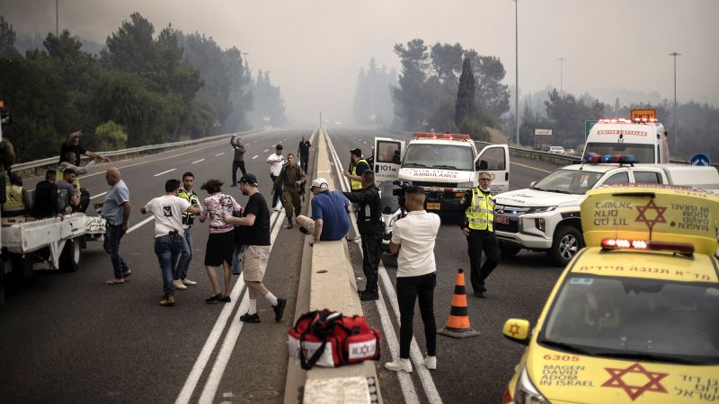 Wildfires Near Jerusalem Force Evacuations, Close Major Highway