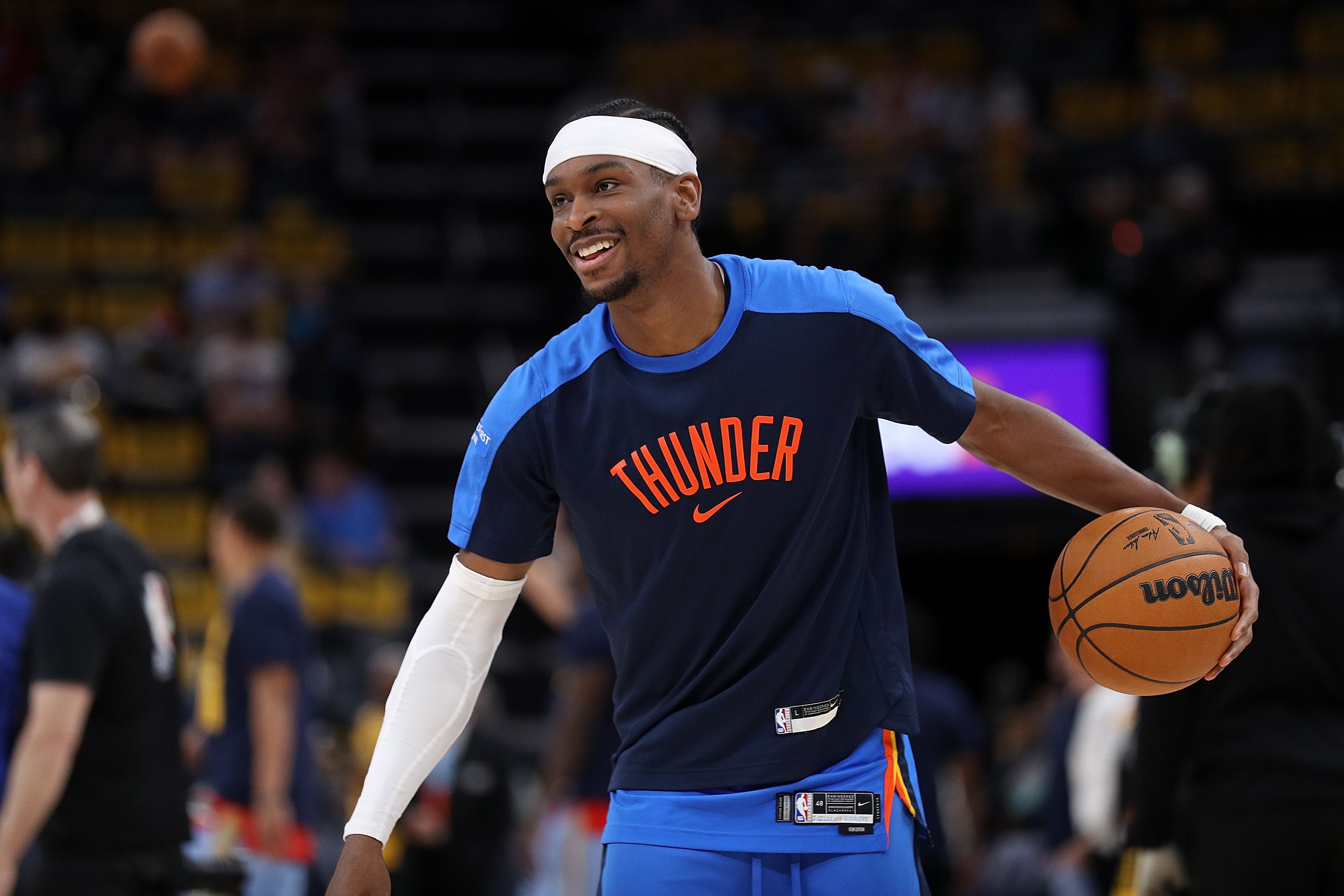 Shai Gilgeous-Alexander agrees to massive 4-year extension with NBA  champion Thunder, AP source says | CNN