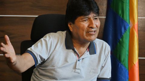 El expresidente de Bolivia Evo Morales habla durante una entrevista con AFP en la zona de Lauca Ene, Bolivia, el 28 de abril de 2025.