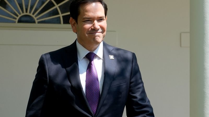 https://media.cnn.com/api/v1/images/stellar/prod/gettyimages-2212298471.jpg?c=16x9&q=w_800,c_fill