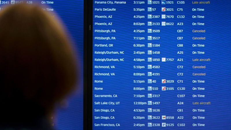 Is it safe to fly to Newark Liberty International Airport in the wake of recent outages? Officials say it is