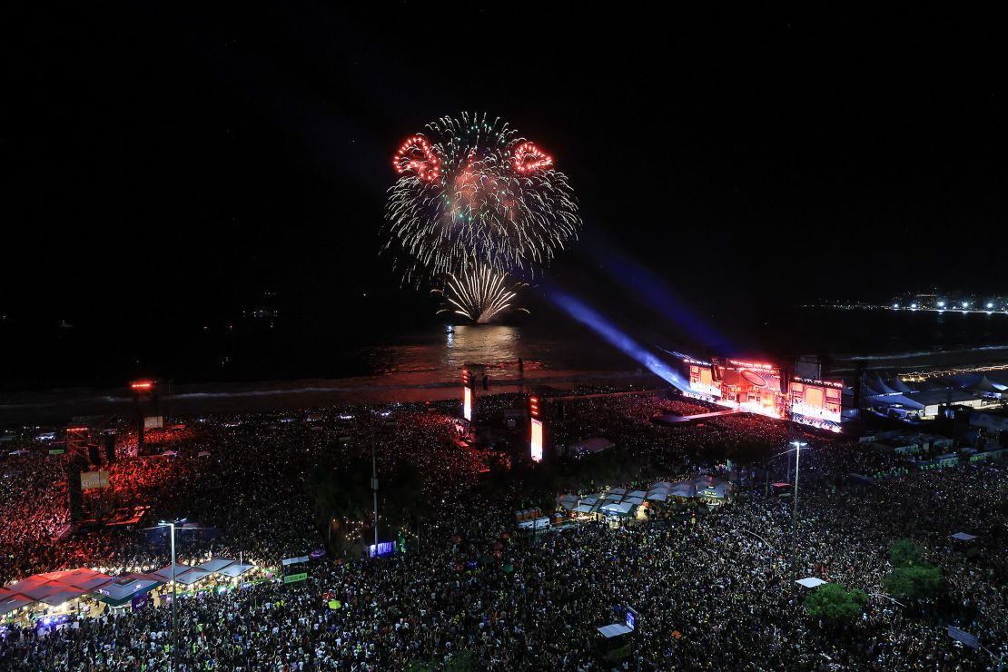 2.1 million crowd estimated at free Lady Gaga concert on Rio’s Copacabana beach
