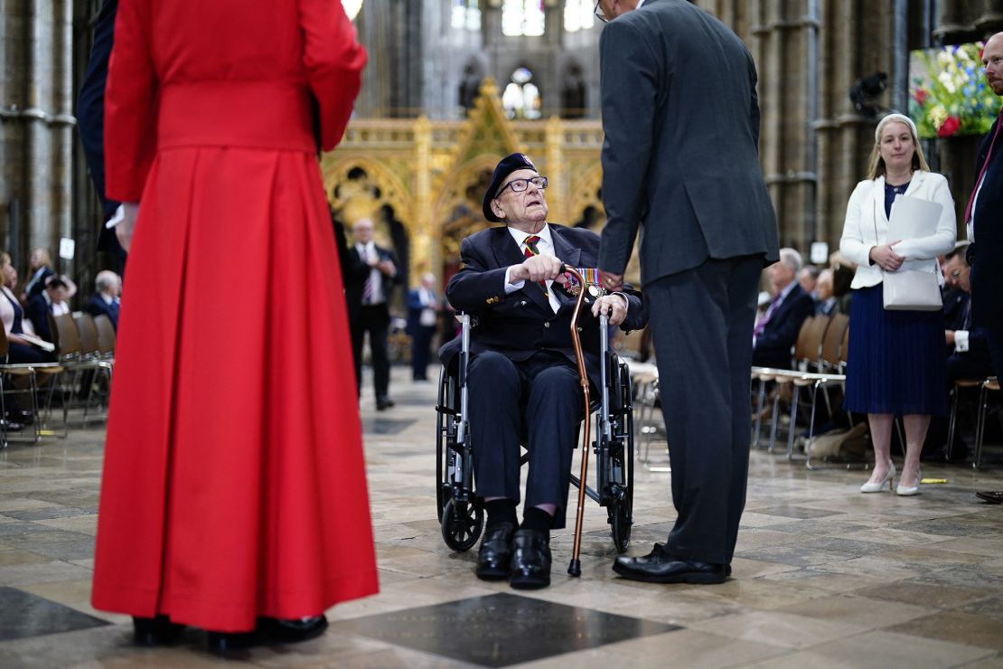 WWII veteran Ken Hay attending Thursday's service.