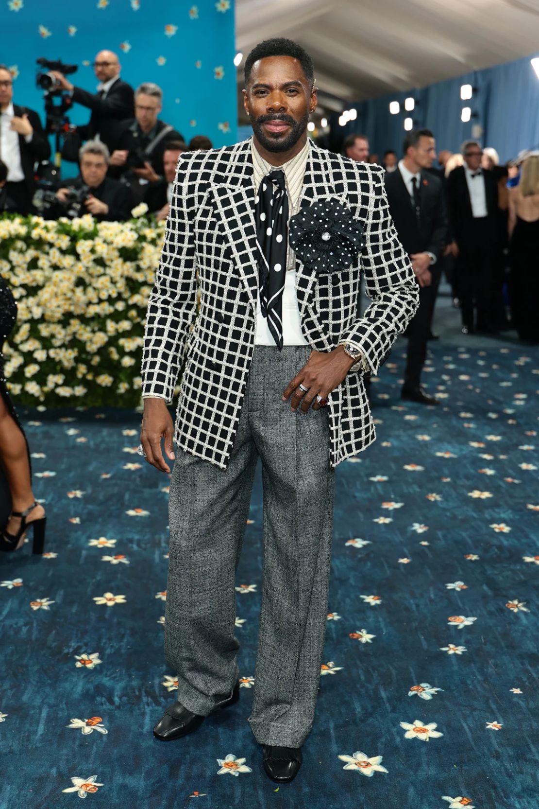 FOTOS | Met Gala 2025: los mejores looks de la noche del dandismo negro Rehmat Boutique El copresidente de la Met Gala Colman Domingo en Valentino.