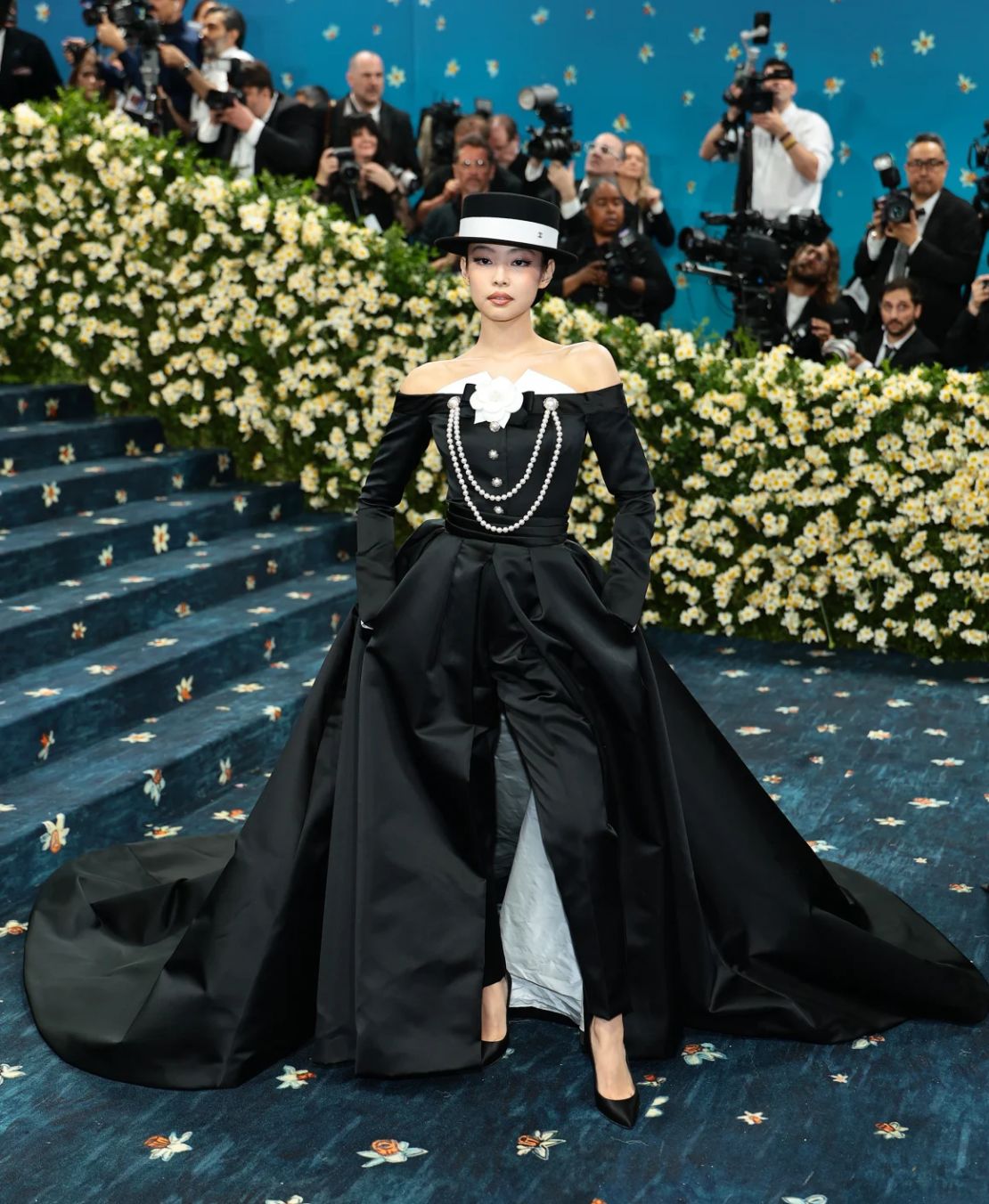 FOTOS | Met Gala 2025: los mejores looks de la noche del dandismo negro Rehmat Boutique Jennie.