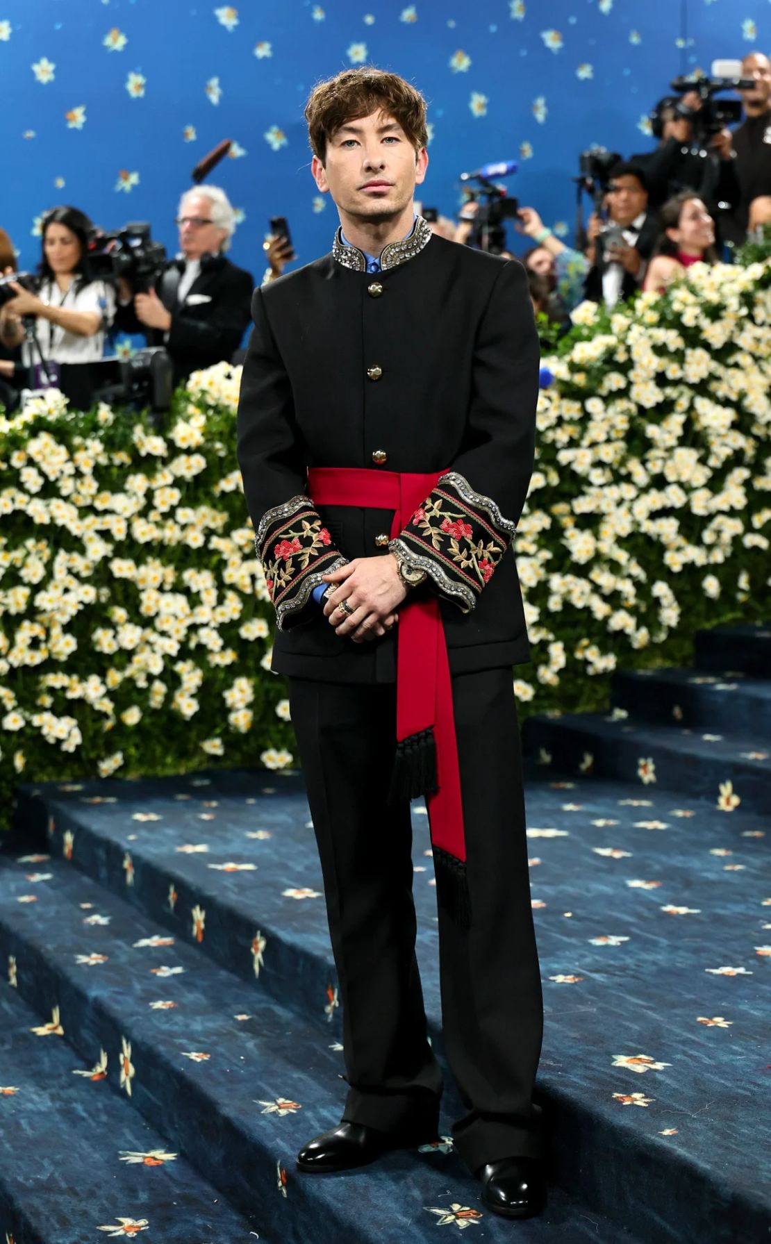 FOTOS | Met Gala 2025: los mejores looks de la noche del dandismo negro Rehmat Boutique Barry Keoghan.