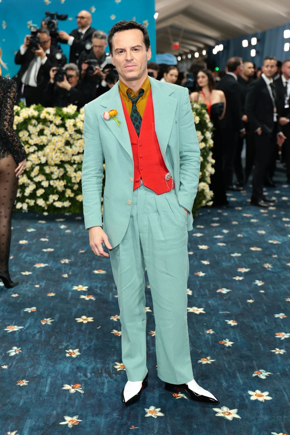 FOTOS | Met Gala 2025: los mejores looks de la noche del dandismo negro Rehmat Boutique Andrew Scott.