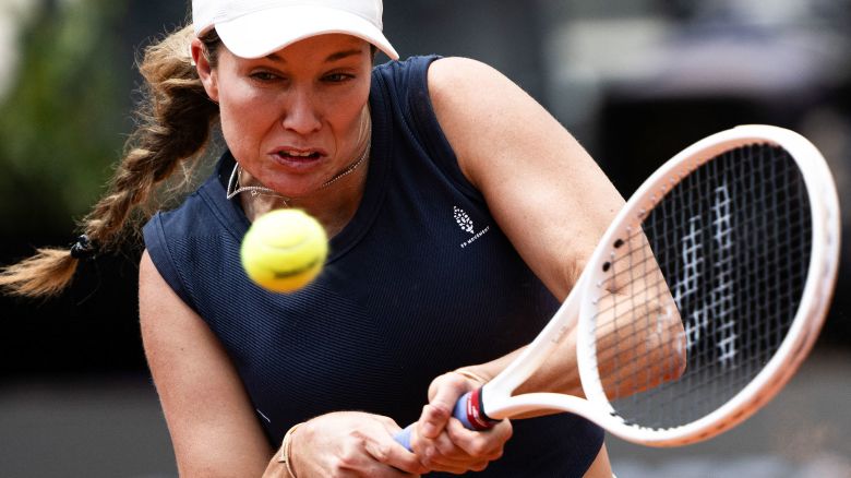 Danielle Collins upset Iga Świątek at the Italian Open.