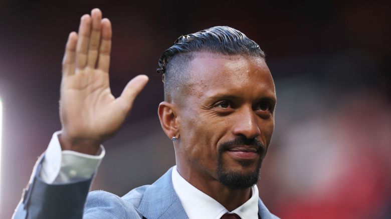 MANCHESTER, ENGLAND - MAY 08: Nani, former Manchester United player acknowledges the fans prior to the UEFA Europa League 2024/25 Semi Final Second Leg match between Manchester United and Athletic Club at Old Trafford on May 08, 2025 in Manchester, England. (Photo by Michael Steele/Getty Images)