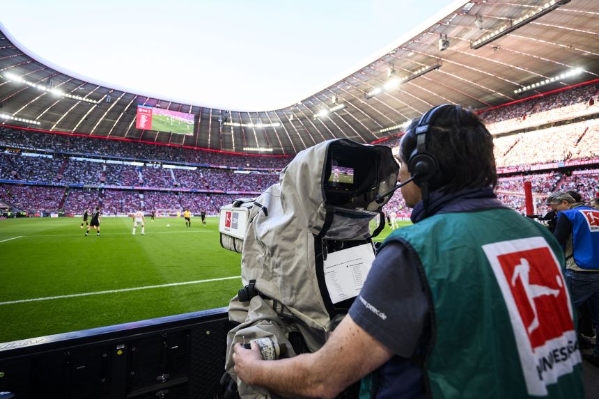 Bayern Munich and Borussia Mönchengladbach play a Bundesliga match on May 10.