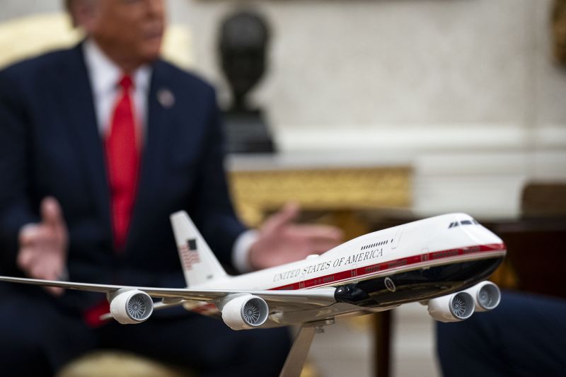Boeing takes $280 million loss on Air Force One program as costs rise to $4.5 billion and delays persist.