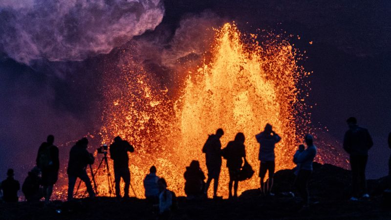 Kilauea’s on-and-off eruption is back on in Hawaii. What to know about its dramatic lava displays