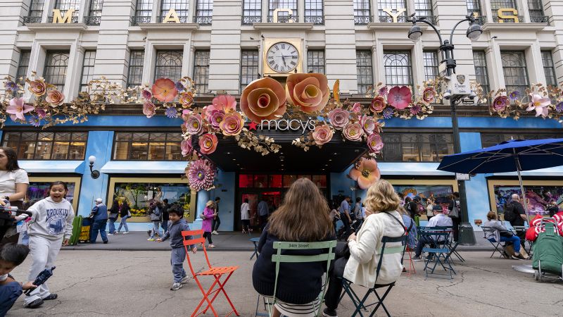 Why Macy’s stock just surged 20% | CNN Business