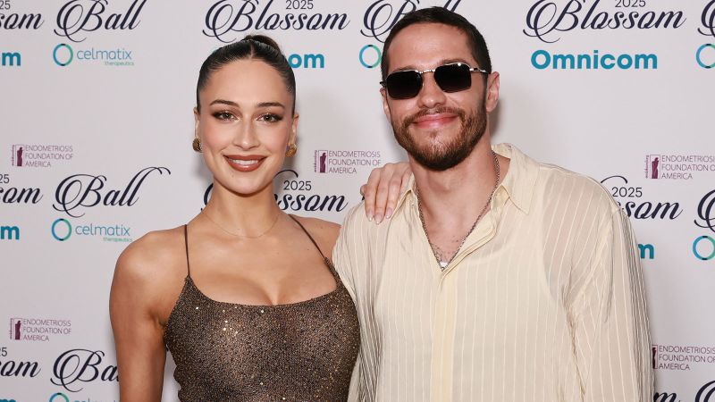 Pete Davidson expecting first child with partner Elsie Hewitt | CNN