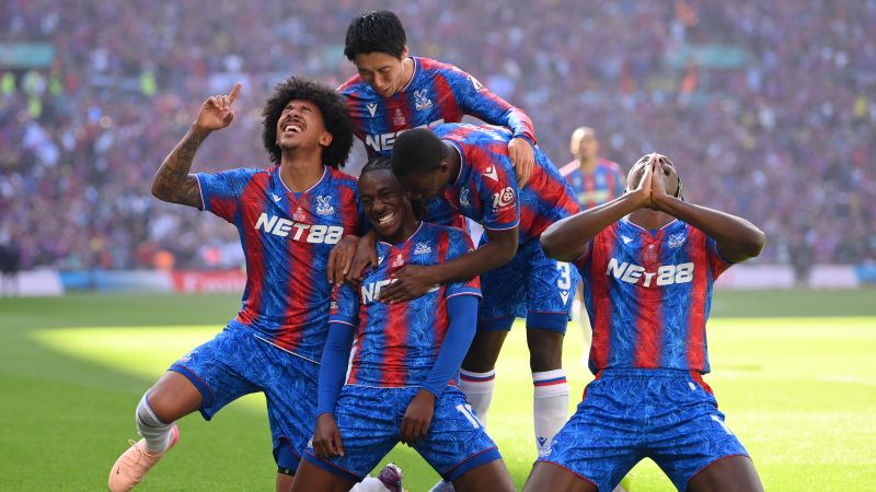 FA Cup final: Crystal Palace wins first major trophy after shocking Manchester City | CNN