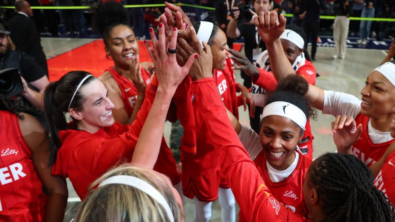 INDIANAPOLIS, INDIANA - MAY 17: Caitlin Clark #22 of the Indiana Fever celebrates a win over the Chicago Sky in the Fever's home opener at Gainbridge Fieldhouse on May 17, 2025 in Indianapolis, Indiana. NOTE TO USER: User expressly acknowledges and agrees that, by downloading and or using this Photograph, user is consenting to the terms and conditions of the Getty Images License Agreement. (Photo by Gregory Shamus/Getty Images)