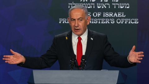 Israeli Prime Minister Benjamin Netanyahu gives a press conference in Jerusalem on May 21, 2025. Netanyahu said on May 21 that he was ready for a "temporary ceasefire" to guarantee the return of hostages held in Gaza, of whom 20 are "certainly" alive. (Photo by Ronen Zvulun / POOL / AFP) (Photo by RONEN ZVULUN/POOL/AFP via Getty Images)          