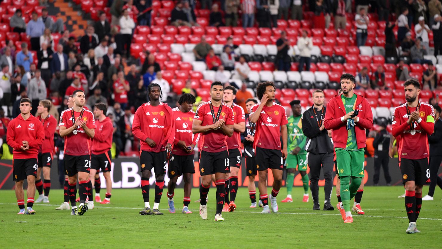 Man Utd increases their bid for a striker after losing out on a crucial target.