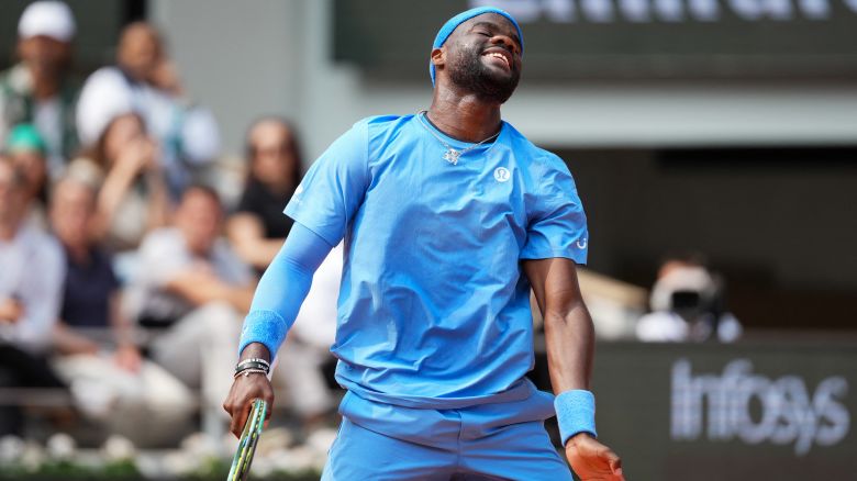Tiafoe shows his frustration during his quarterfinal defeat against Musetti.