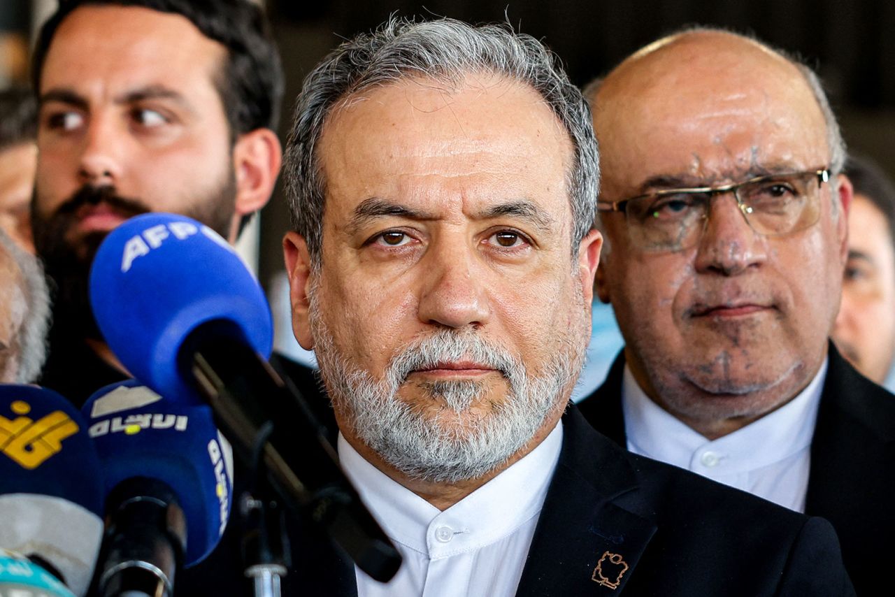 ran's Foreign Minister Abbas Araghchi, center, gives a statement in Beirut's southern suburbs on June 3.