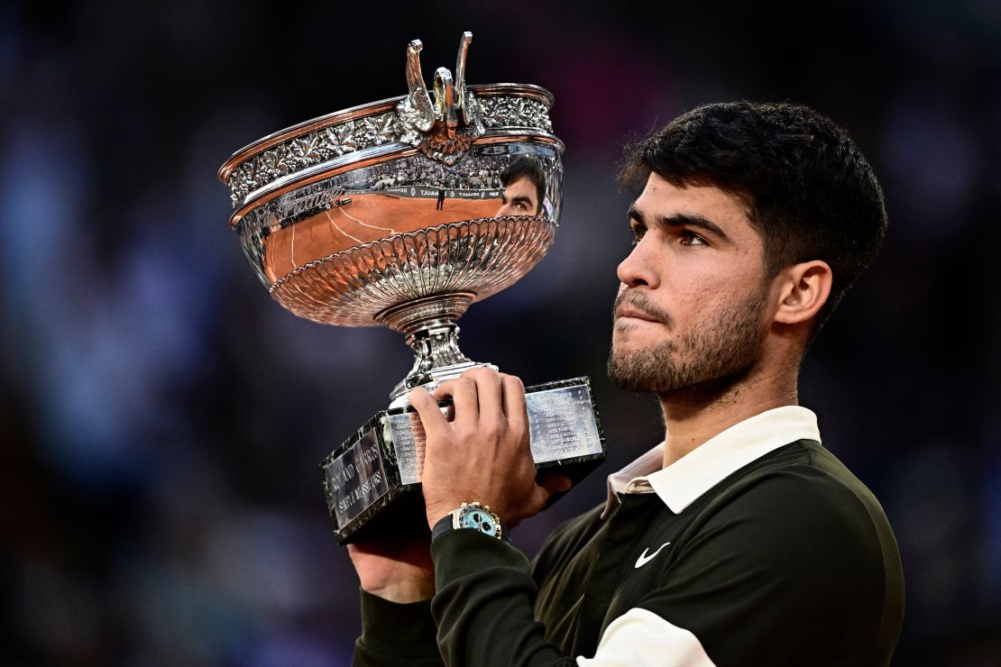 Carlos Alcaraz saved three championship points on his way to a historic victory.