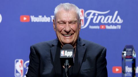 OKLAHOMA CITY, OK - JUNE 8: Don Nelson talks to the media after receiving the 2025 Chuck Daly Lifetime Achievement Award before the game between the Indiana Pacers and the Oklahoma City Thunder during Game 2 of the 2025 NBA Finals on June 8, 2025 at Paycom Center in Oklahoma City, Oklahoma. NOTE TO USER: User expressly acknowledges and agrees that, by downloading and or using this photograph, User is consenting to the terms and conditions of the Getty Images License Agreement. Mandatory Copyright Notice: Copyright 2025 NBAE (Photo by Joe Murphy/NBAE via Getty Images)