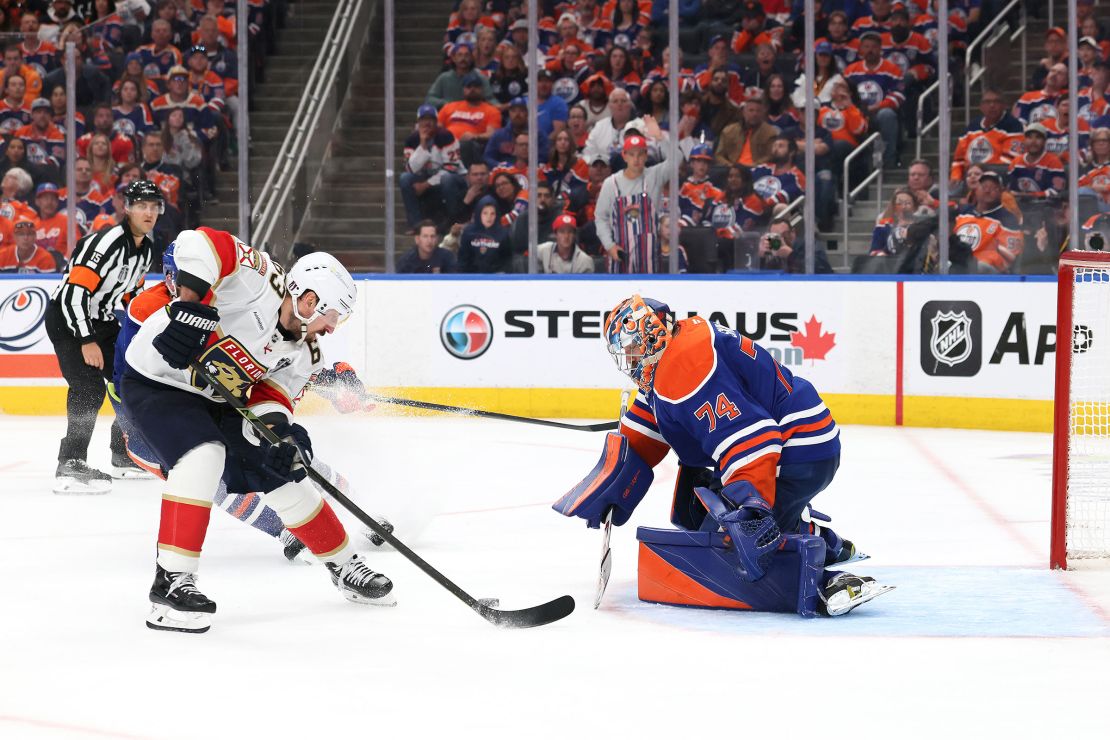 Florida Panthers down Edmonton Oilers in double overtime to even up Stanley Cup Final